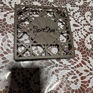 Scentsy Brown Decorative Warmer Stand